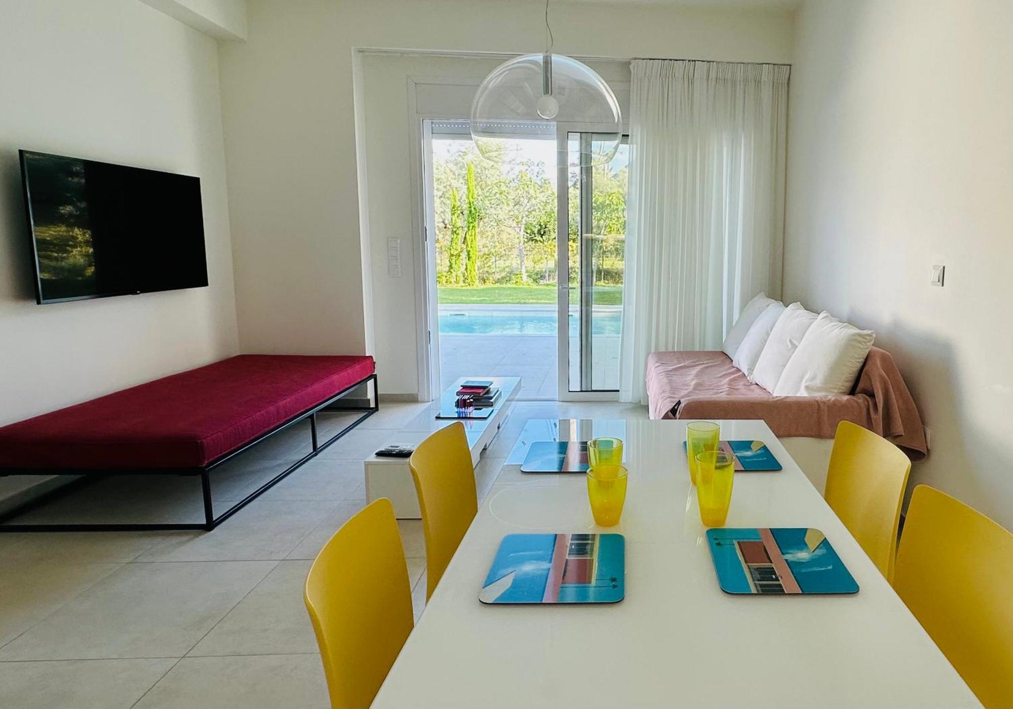 Splash Suites With Private Pools นิเกียนา ภายนอก รูปภาพ